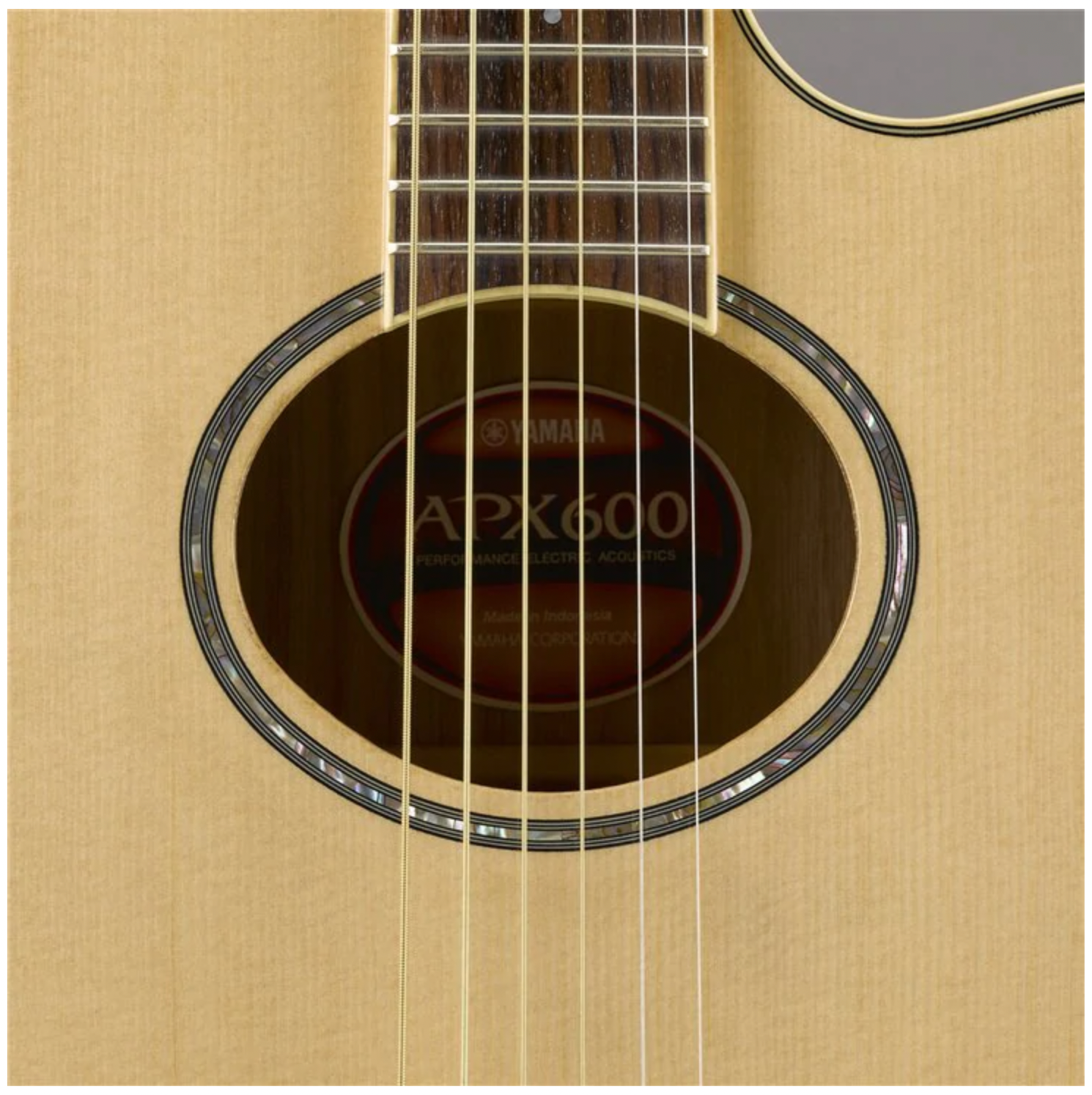 An image of a APX600 NT YAMAHA ELECTRIC ACOUSTIC GUITAR by Yamaha